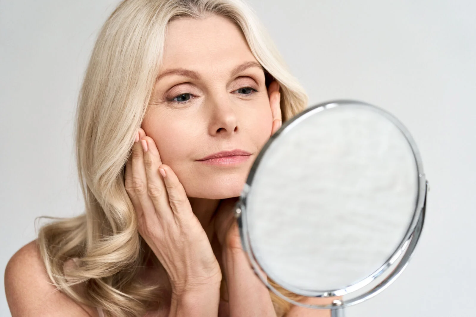 Youthologymedical_Blog_6_Parts_Of_The_Face_That_Reveal_Your_Age_In_Melville_NY